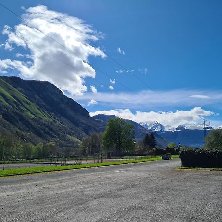 Escapade Montagne En Famille, Appartement Cosy Avec Piscine Couverte Bielle Eksteriør bilde